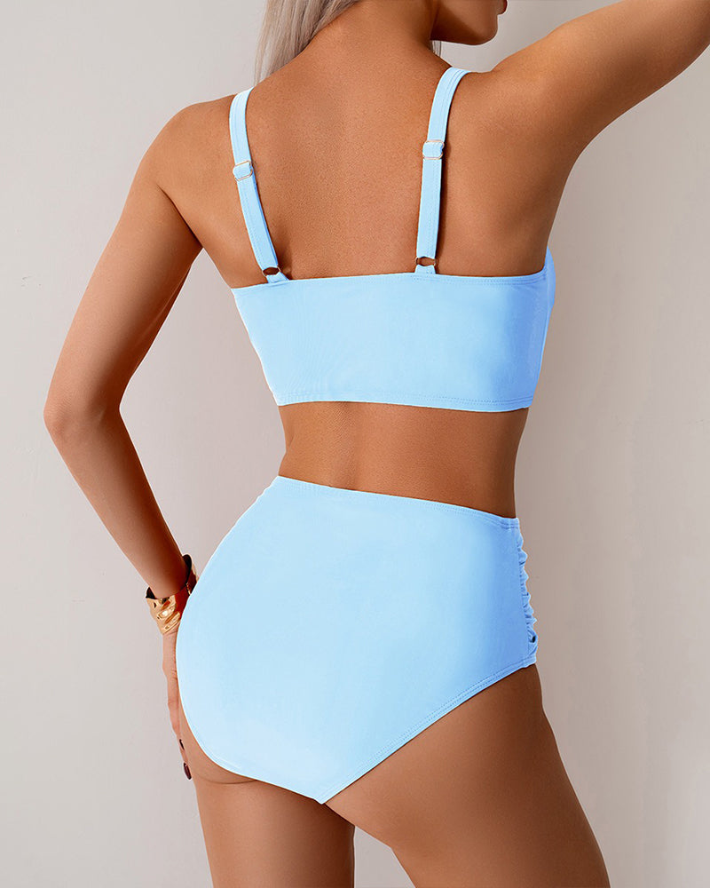 Bikini liso con nudo de talle alto Patricia