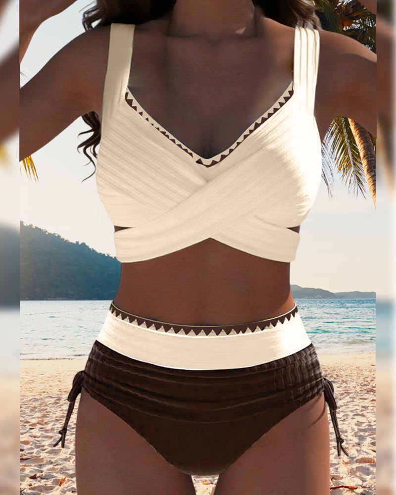 Bikini en contraste Gabriela