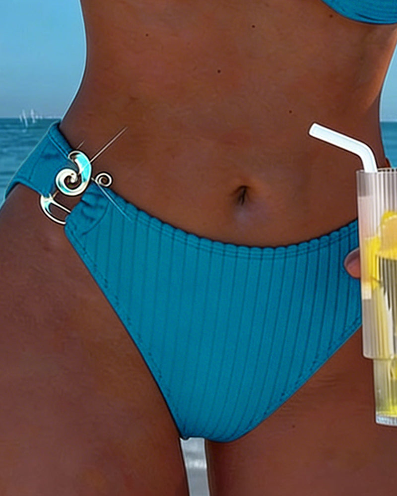 Bikini metalizado con abertura Sofía