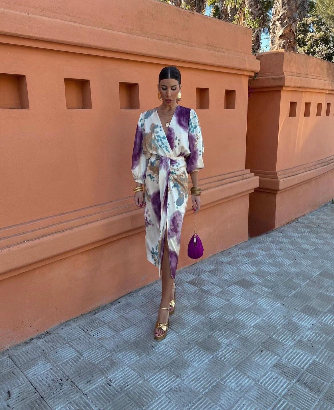 Vestido con escote en V Lucia