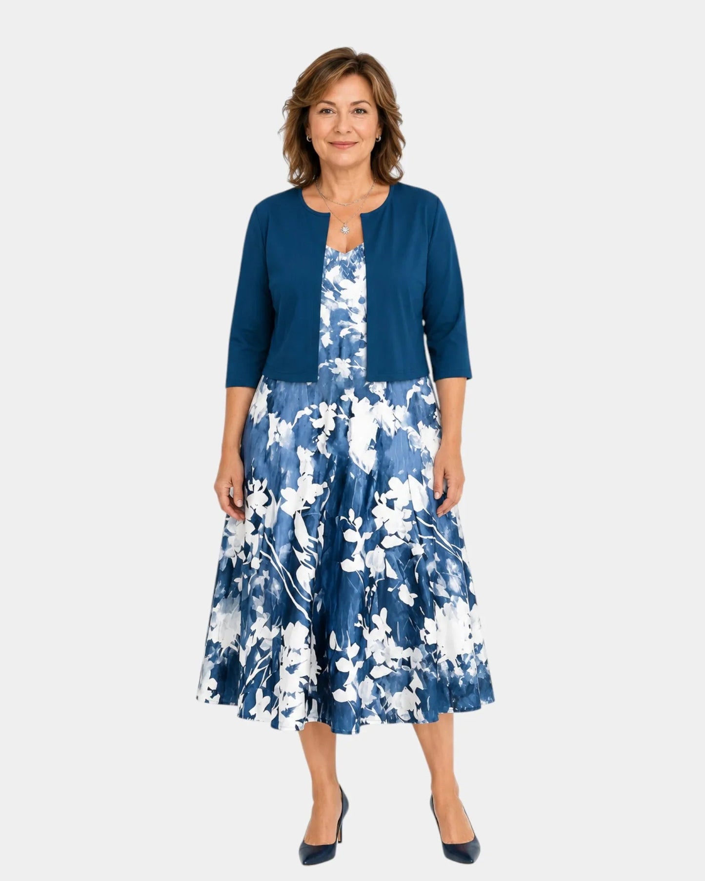 Conjunto de vestido floral y saco Yaretzi