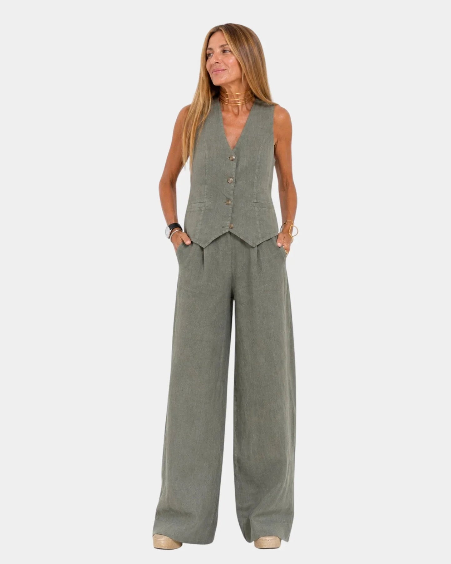 Conjunto de chaleco y pantalón Wendy