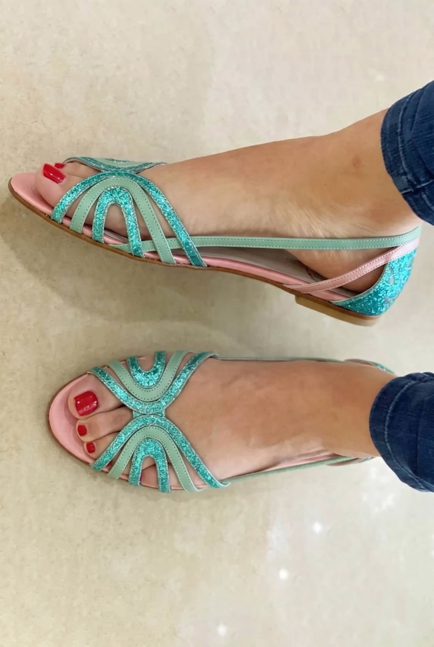 Sandalias doradas Elena