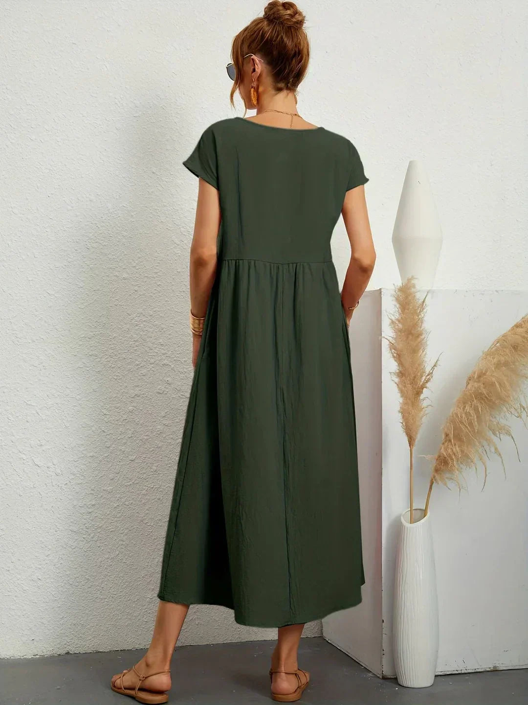 Vestido midi atemporal Rocío
