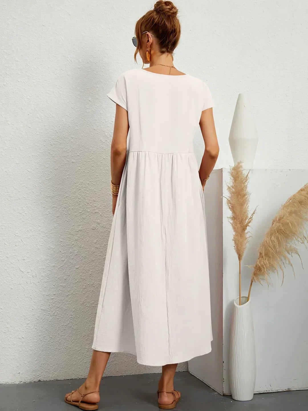 Vestido midi atemporal Rocío