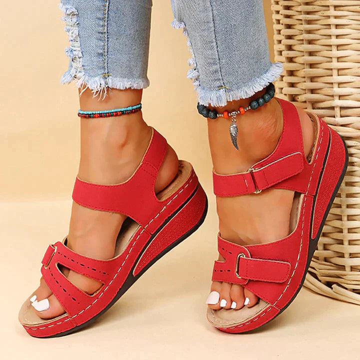 Sandalias ortopédicas cómodas con cuña Renata