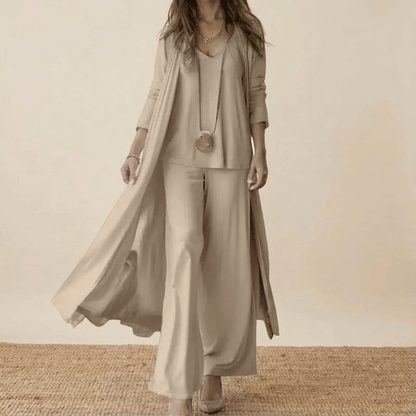 Conjunto elegante de tres piezas Abril