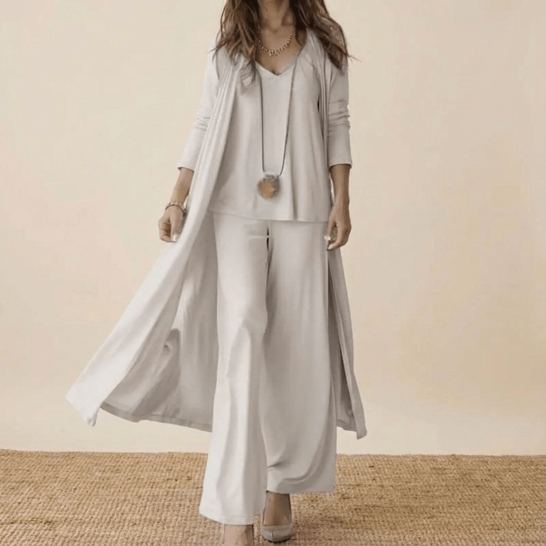 Conjunto elegante de tres piezas Abril