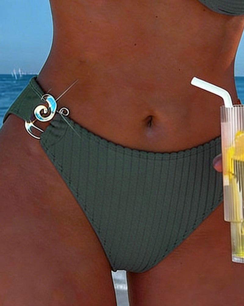 Bikini metalizado con abertura Sofía