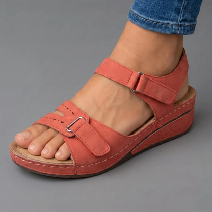 Sandalias ortopédicas cómodas con cuña Renata